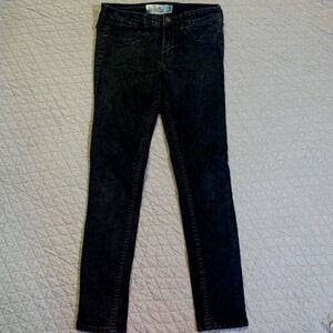 5/ $25 𝅺Hollister Super Skinny Black Jeans 3S
